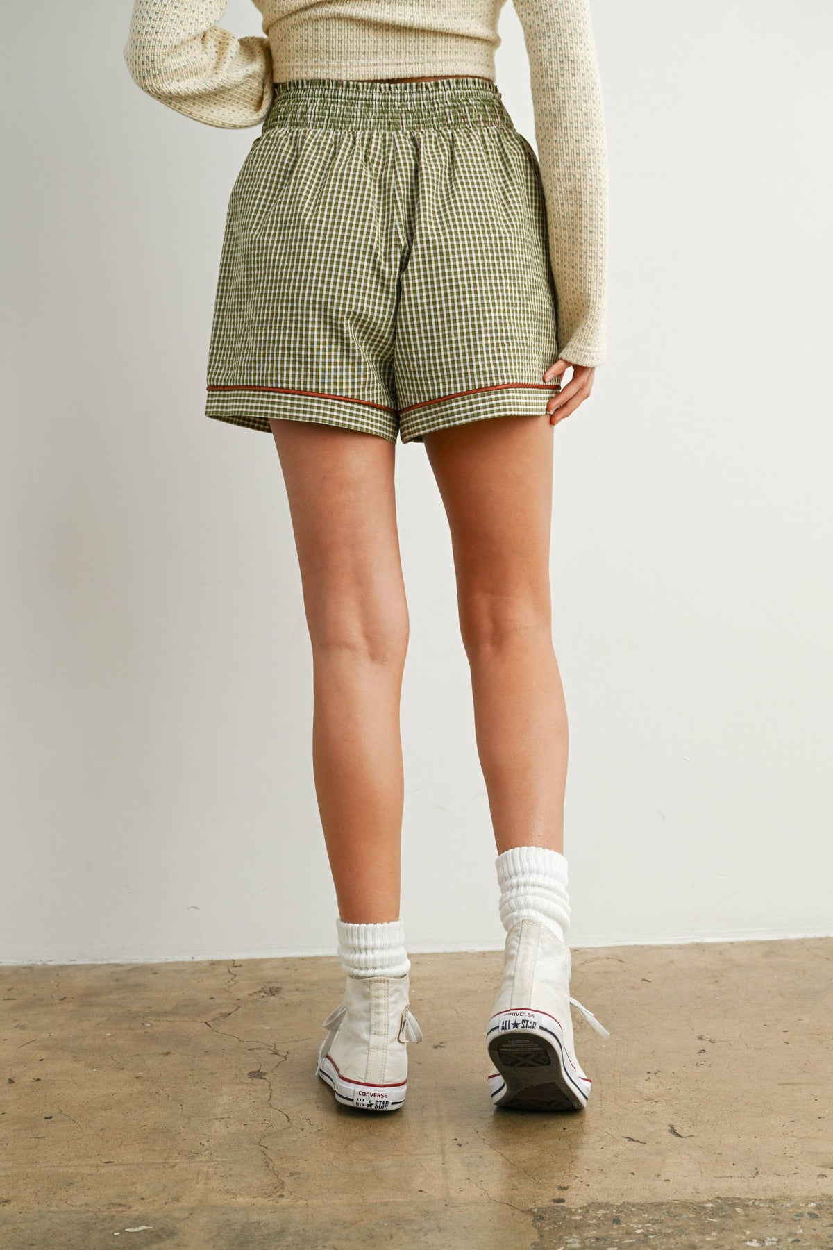 Elastic High-Waisted Trimmed Shorts