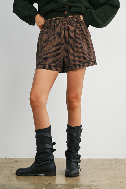 Elastic High-Waisted Trimmed Shorts